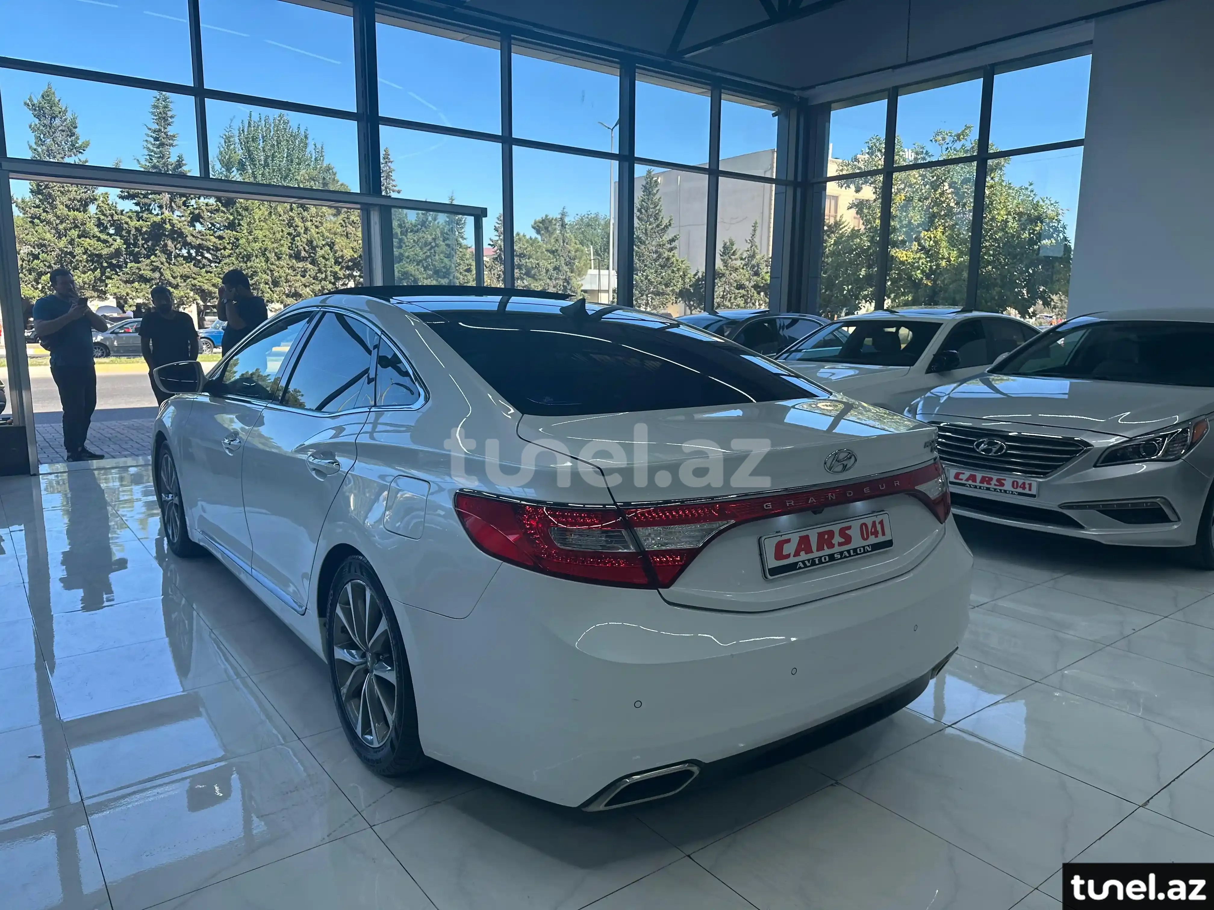 Hyundai Grandeur 2015