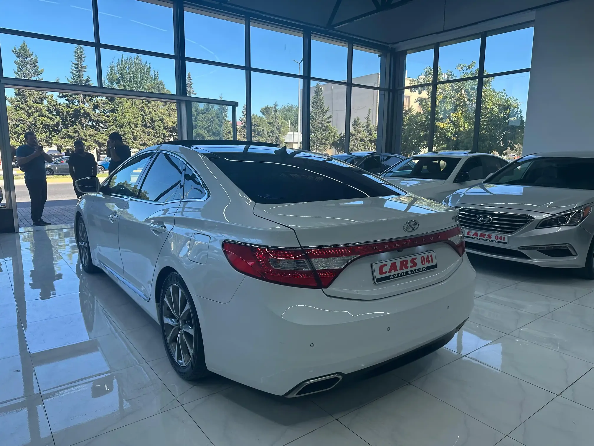 Hyundai Grandeur, 2.2 L, 2015 year, 159 000 km, Sumgayit - Price: 33 000 ₼ - Tunel.az
