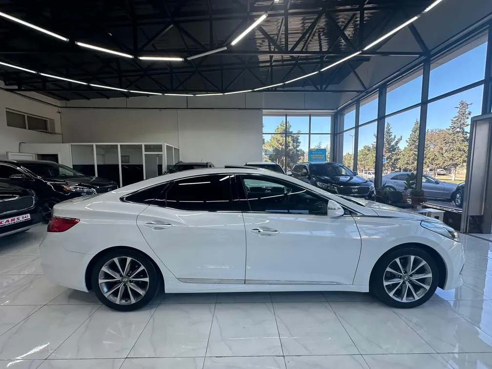 Hyundai Grandeur, 2.2 L, 2015 year, 159 000 km, Sumgayit - Price: 33 000 ₼ - Tunel.az