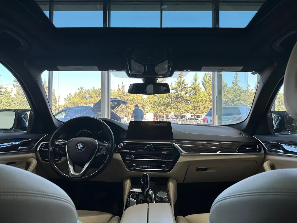 BMW 530, 2.0 L, 2018 год, 150 000 km, Сумгаит - Цена: 26 400 $ - Tunel.az