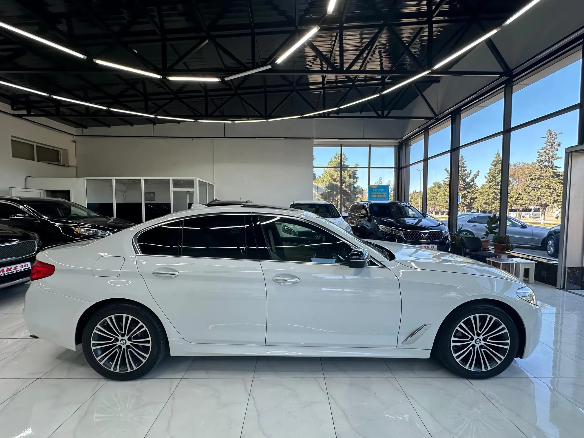 BMW 530, 2.0 L, 2018 год, 150 000 km, Сумгаит - Цена: 26 400 $ - Tunel.az