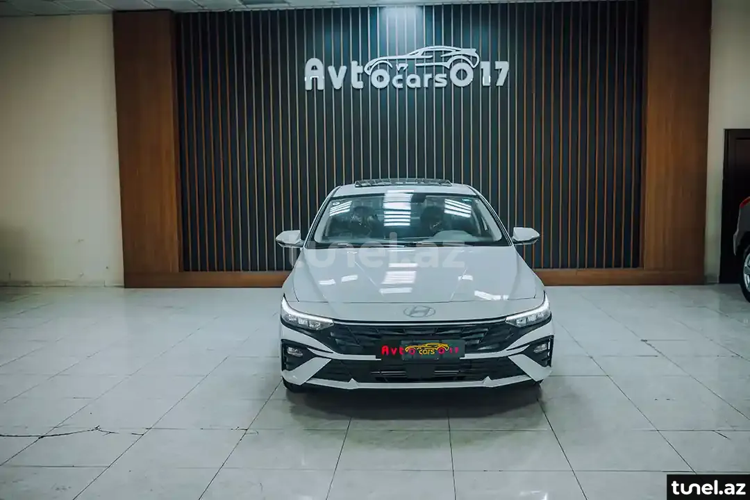 Hyundai Elantra 2024