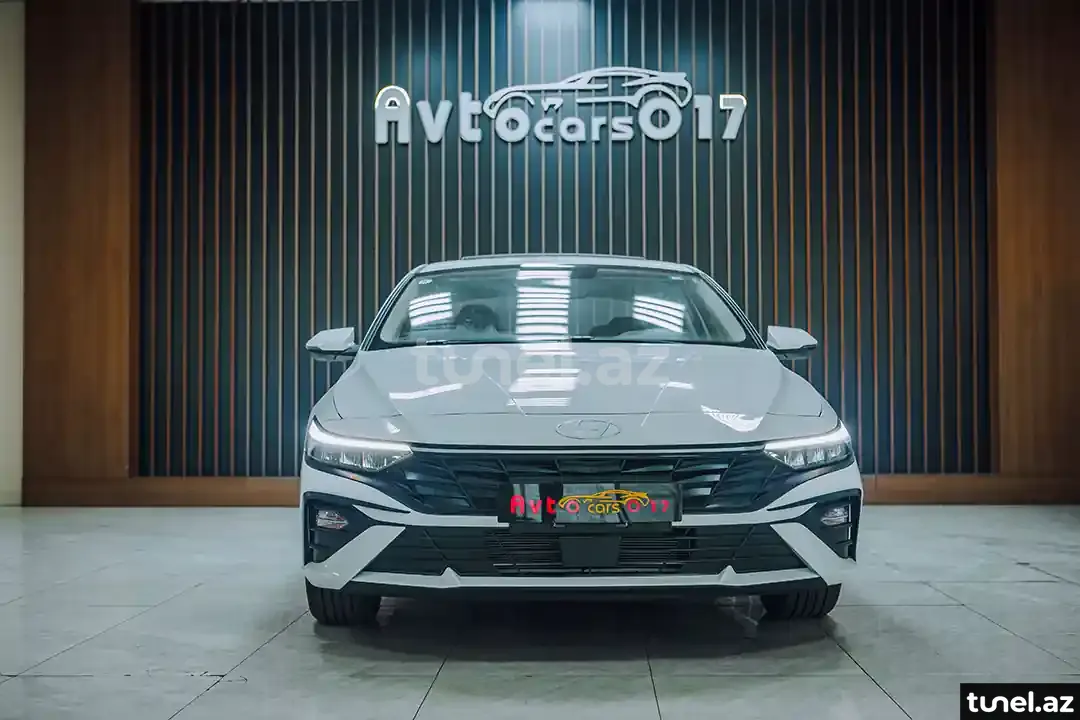 Hyundai Elantra 2024