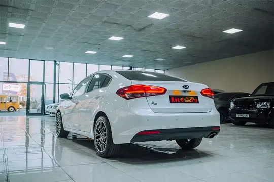 Kia Cerato, 1.6 L, 2016 год, 57 000 km, Сумгаит - Цена: 24 900 ₼ - Tunel.az