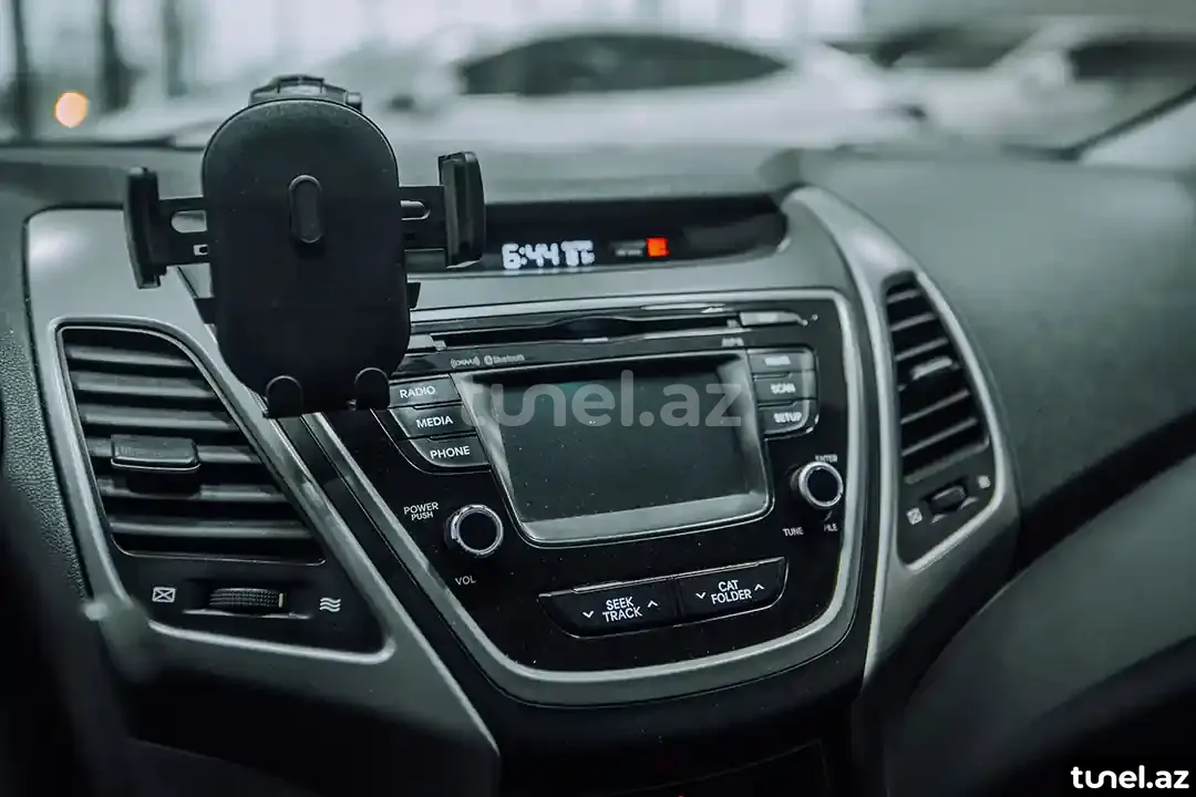 Hyundai Elantra 2015