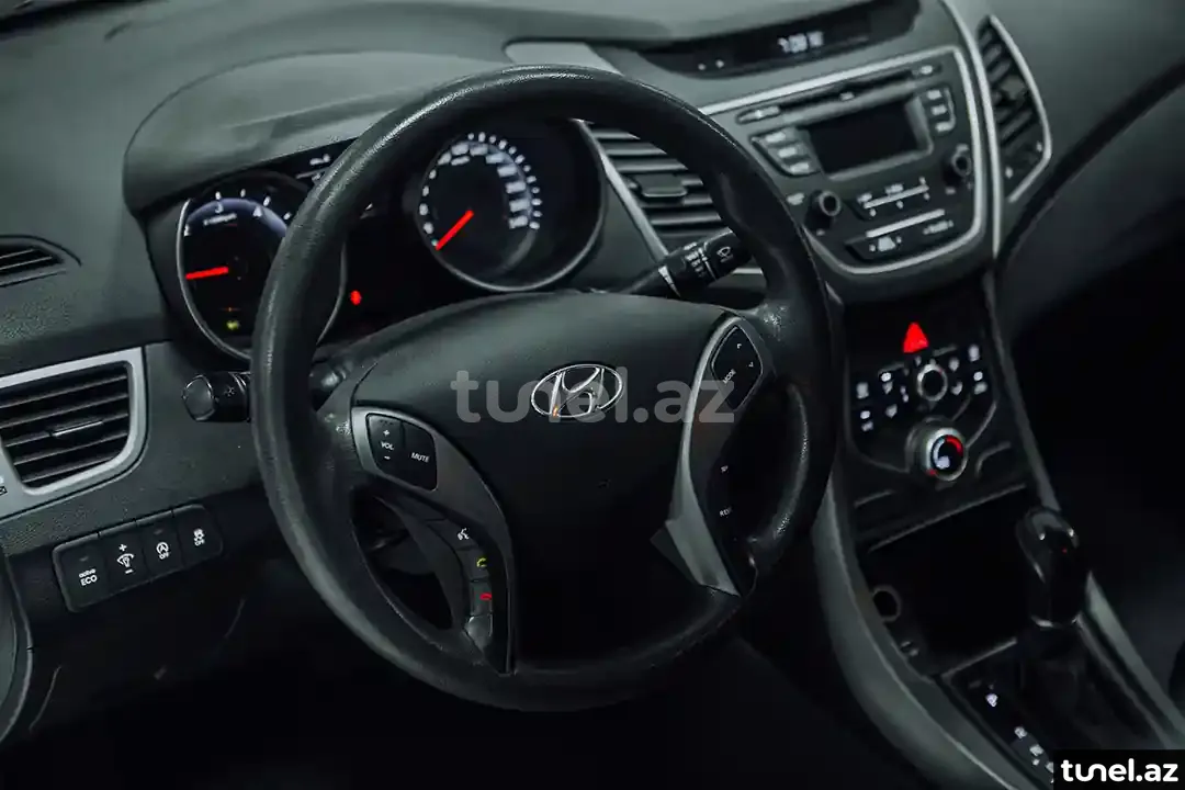 Hyundai Avante 2014