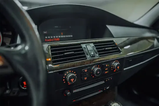 BMW 525, 2.5 L, 2006 жыл, 265 000 km, Sumgayit - Баасы: 19 900 ₼ - Tunel.az