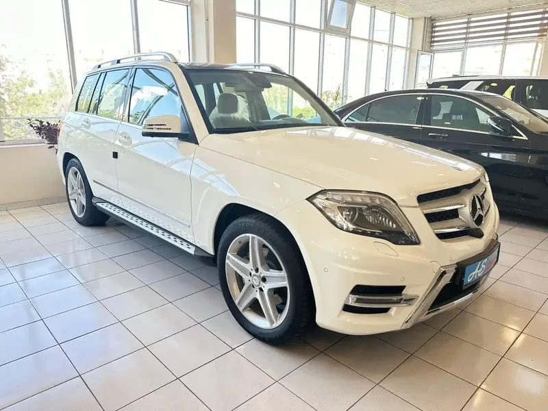 Mercedes GLK 350, 3.5 L, 2015 año, 0 km, Baku - Precio: 57 500 $ - Tunel.az