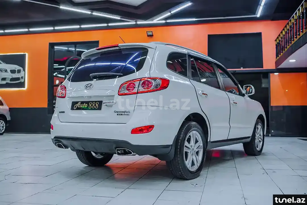 Hyundai Santa Fe 2011