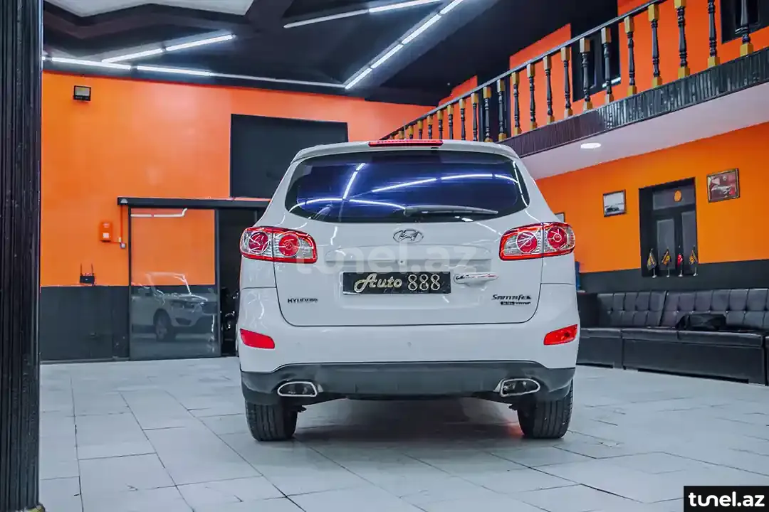 Hyundai Santa Fe 2011