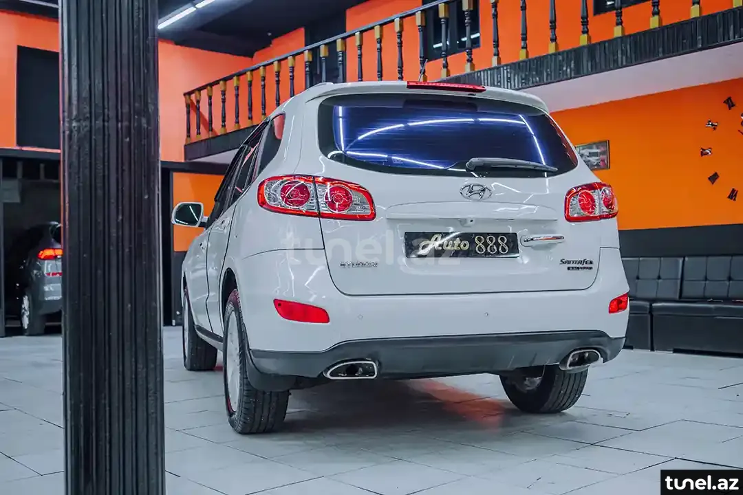 Hyundai Santa Fe 2011
