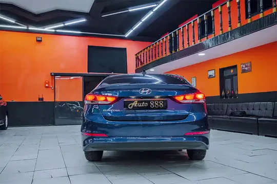 Hyundai Elantra, 2.0 L, 2017 год, 83 000 km, Сумгаит - Цена: 24 800 ₼ - Tunel.az