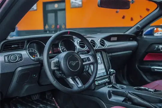 Ford Mustang, 2.3 L, 2015 год, 115 000 km, Сумгаит - Цена: 23 500 $ - Tunel.az