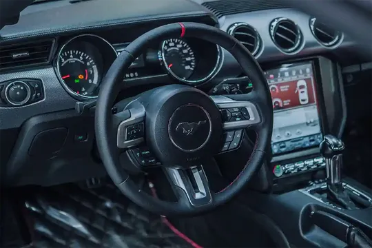 Ford Mustang, 2.3 L, 2015 год, 115 000 km, Сумгаит - Цена: 23 500 $ - Tunel.az