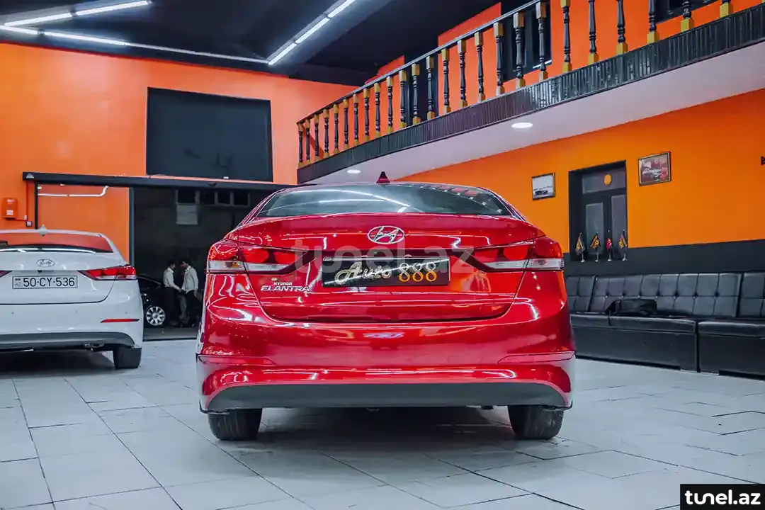 Hyundai Elantra 2018