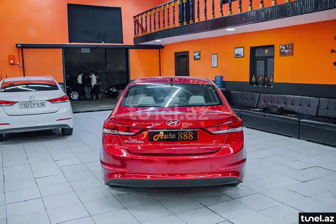 Hyundai Elantra 2018