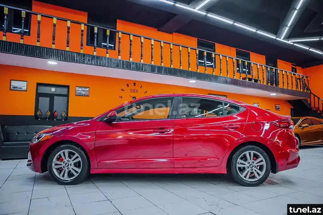 Hyundai Elantra 2018