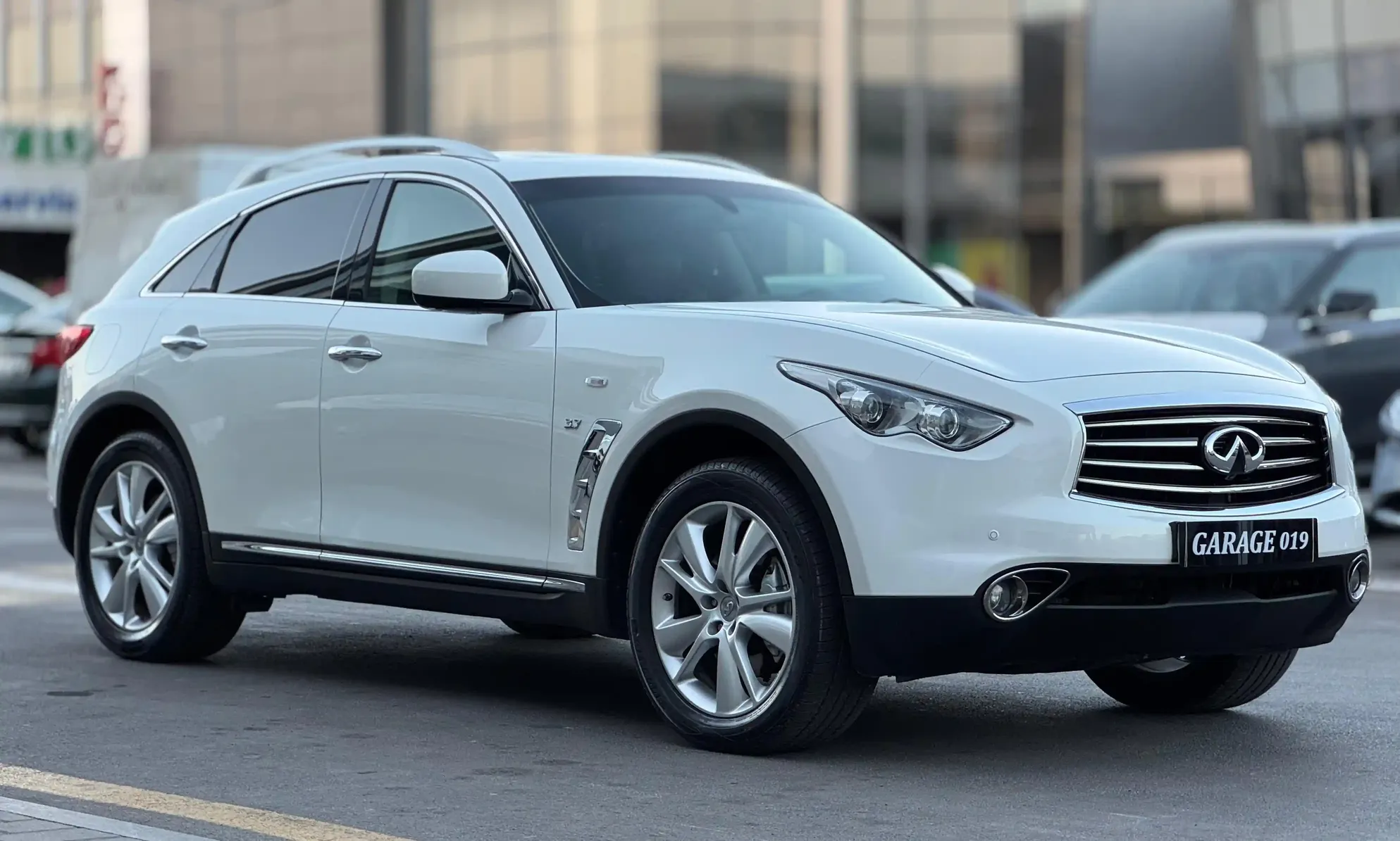 Infiniti QX70, 3.7 L, 2013 year, 90 000 km, Baku - Price: 25 800 $ - Tunel.az