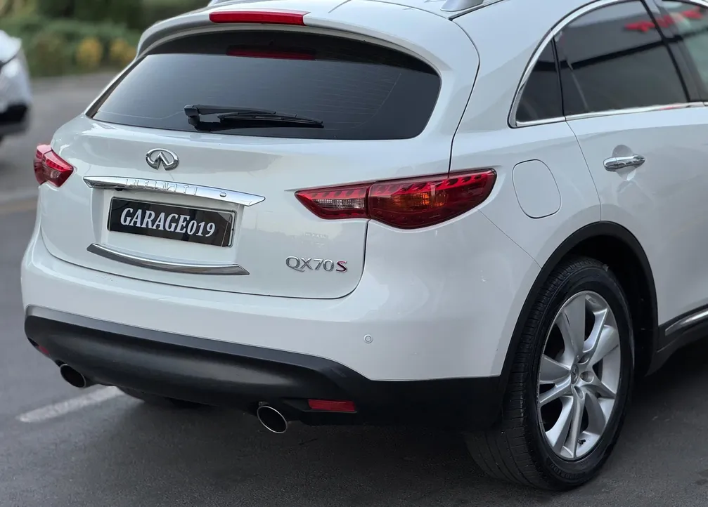 Infiniti QX70, 3.7 L, 2013 year, 90 000 km, Baku - Price: 25 800 $ - Tunel.az