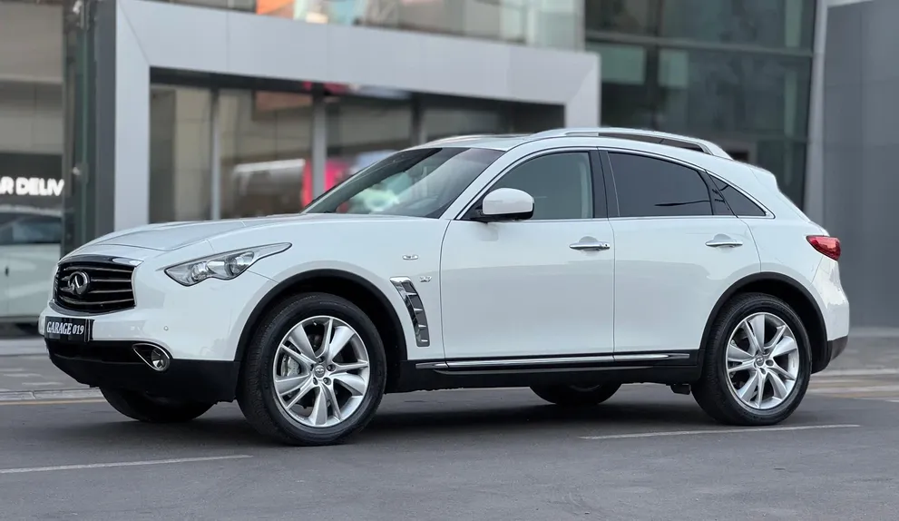 Infiniti QX70, 3.7 L, 2013 year, 90 000 km, Baku - Price: 25 800 $ - Tunel.az