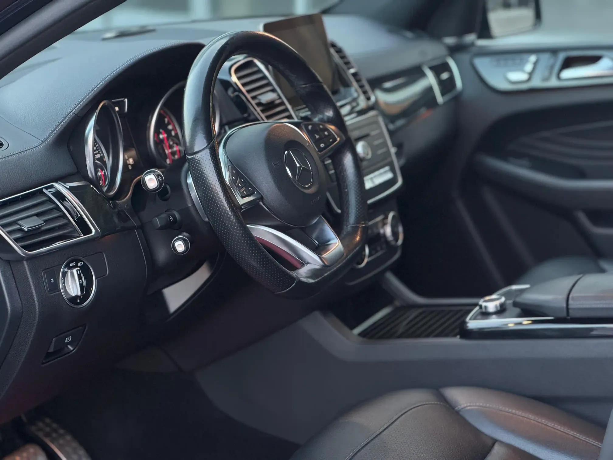 Mercedes GLE 43 AMG Coupe, 3.0 L, 2017 ano, 112 000 km, Baku - Preço: 58 600 $ - Tunel.az