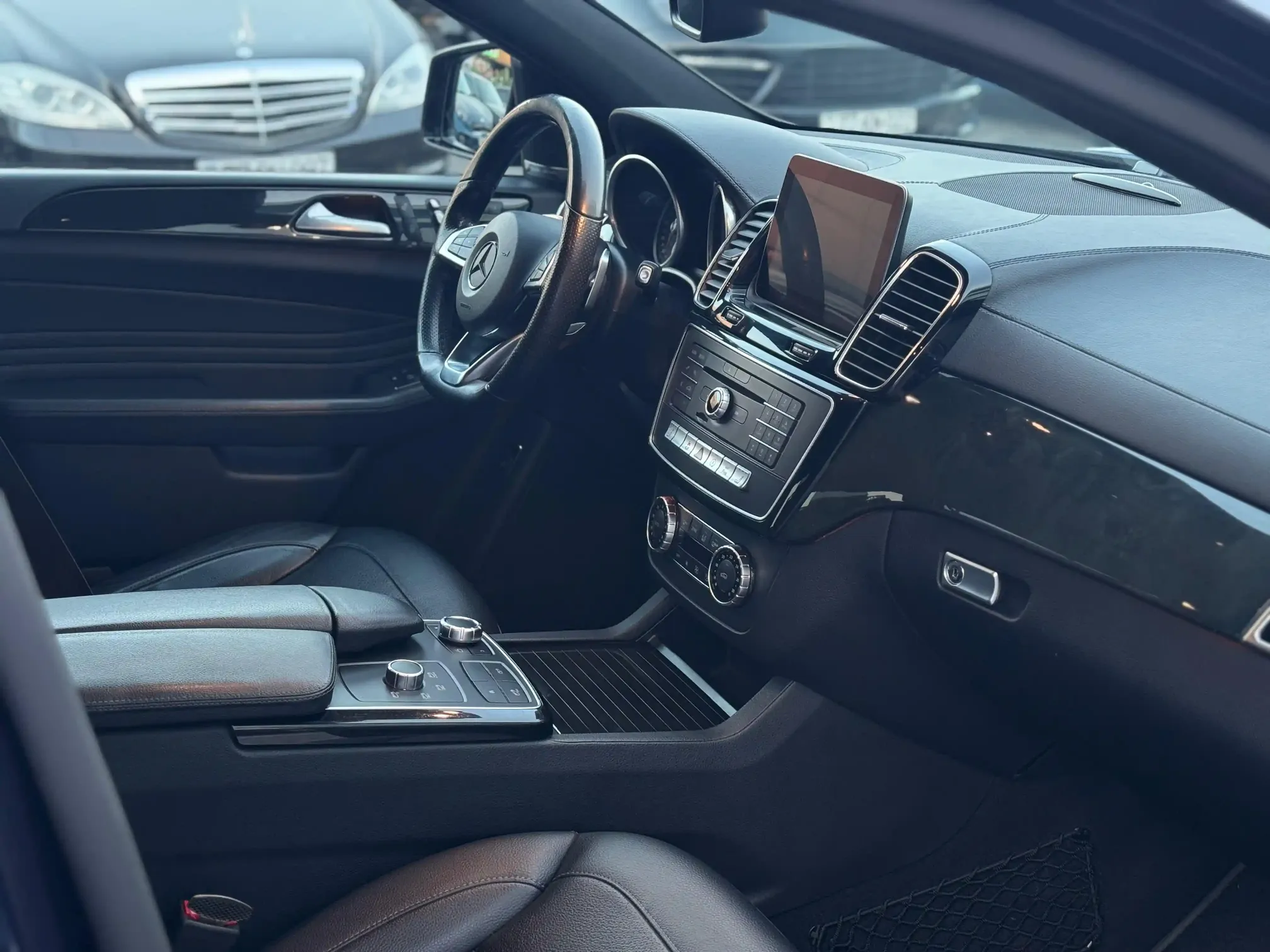 Mercedes GLE 43 AMG Coupe, 3.0 L, 2017 ano, 112 000 km, Baku - Preço: 58 600 $ - Tunel.az
