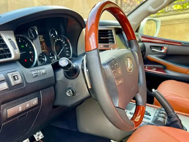 Lexus LX 570, 5.7 L, 2012 жыл, 187 000 km, Baku - Баасы: 39 900 $ - Tunel.az