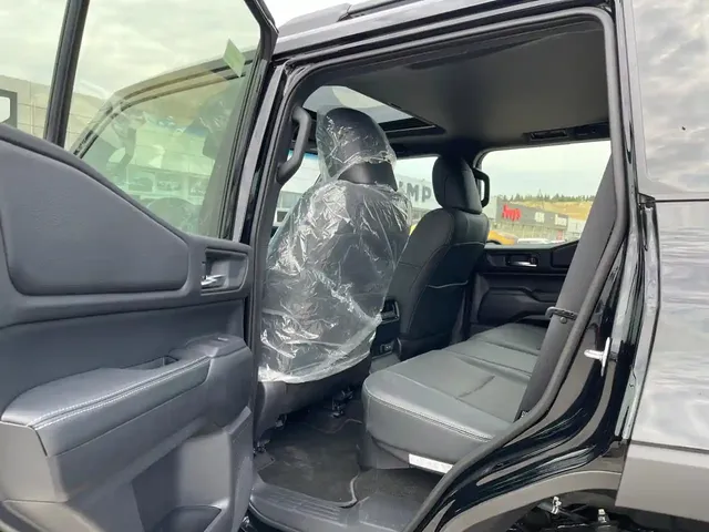 Toyota Prado, 2.4 L, 2024 i̇l, 0 km, Bakı - Qiymət: 79 700 $ - Tunel.az