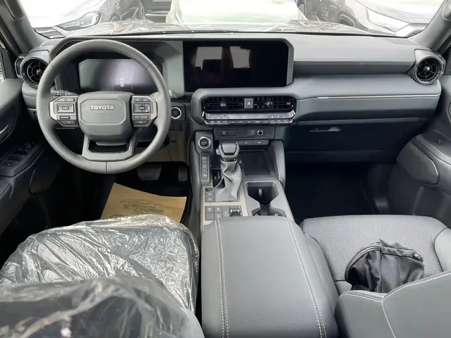 Toyota Prado, 2.4 L, 2024 i̇l, 0 km, Bakı - Qiymət: 79 700 $ - Tunel.az