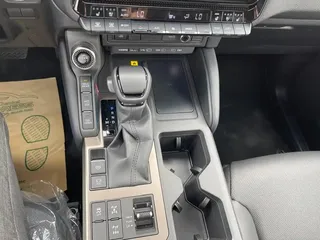 Toyota Prado, 2.4 L, 2024 i̇l, 0 km, Bakı - Qiymət: 79 700 $ - Tunel.az