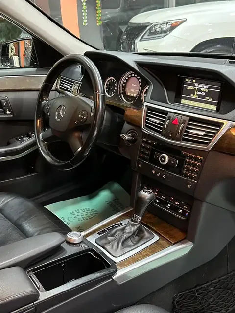 Mercedes E 220 d, 2.2 L, 2009 year, 258 000 km, Khirdalan - Price: 22 900 ₼ - Tunel.az