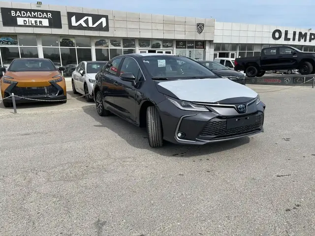 Toyota Corolla, 1.8 L, 2024 year, 0 km, Baku - Price: 28 800 $ - Tunel.az