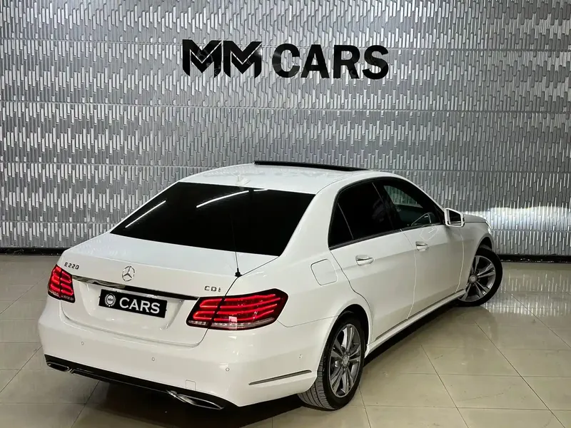 Mercedes E 220 d, 2.2 L, 2013 i̇l, 222 000 km, Bakı - Qiymət: 21 900 $ - Tunel.az