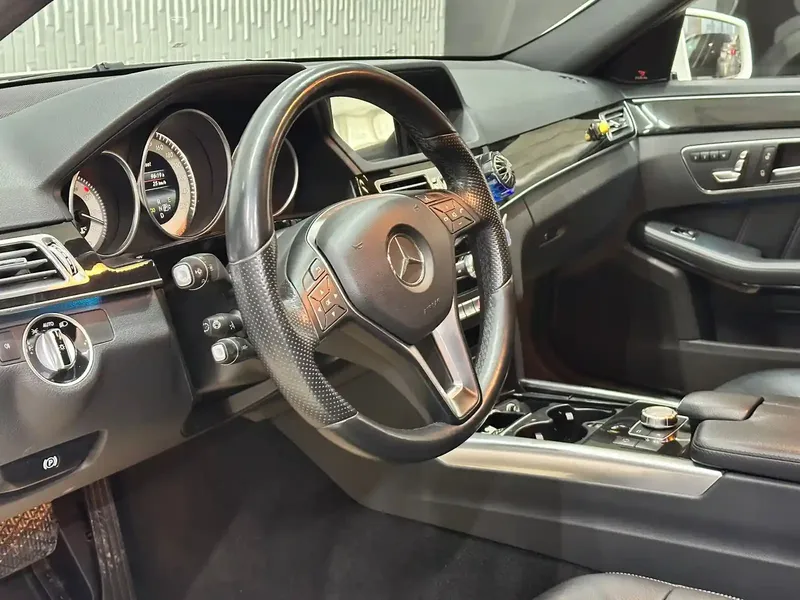Mercedes E 220 d, 2.2 L, 2013 i̇l, 222 000 km, Bakı - Qiymət: 21 900 $ - Tunel.az