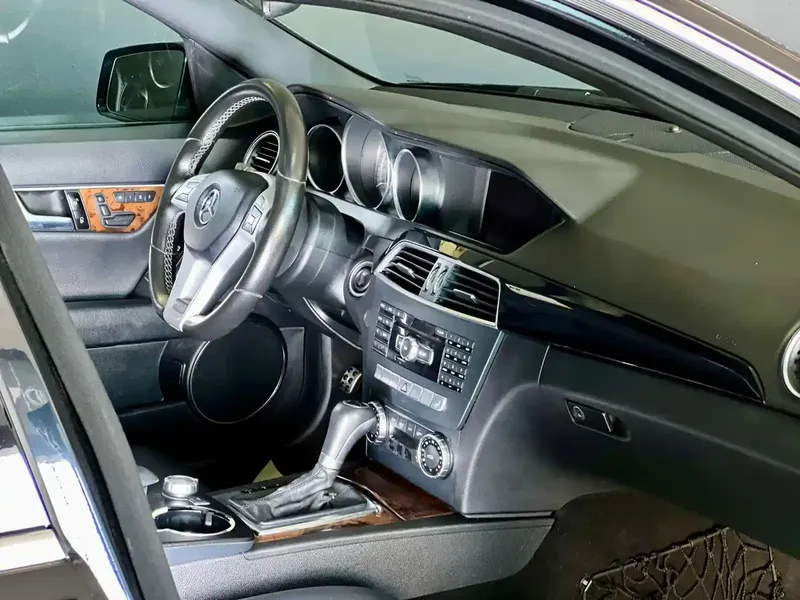 Mercedes C 250, 1.8 L, 2012 год, 221 000 km, Баку - Цена: 24 900 ₼ - Tunel.az