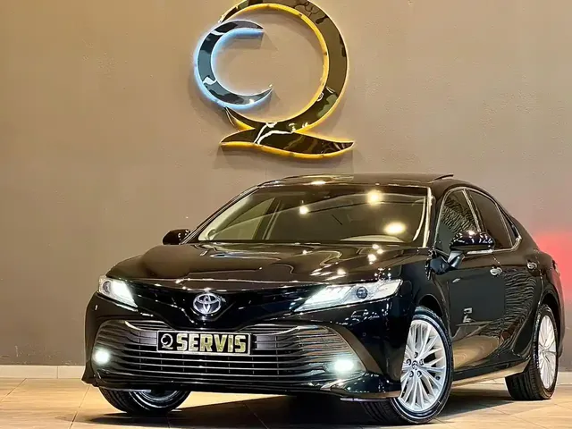 Toyota Camry, 2.5 L, 2018 год, 169 000 km, Баку - Цена: 28 300 $ - Tunel.az