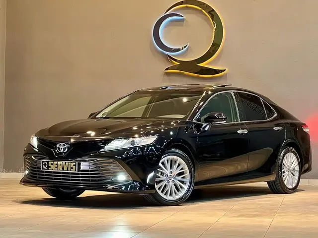 Toyota Camry, 2.5 L, 2018 год, 169 000 km, Баку - Цена: 28 300 $ - Tunel.az