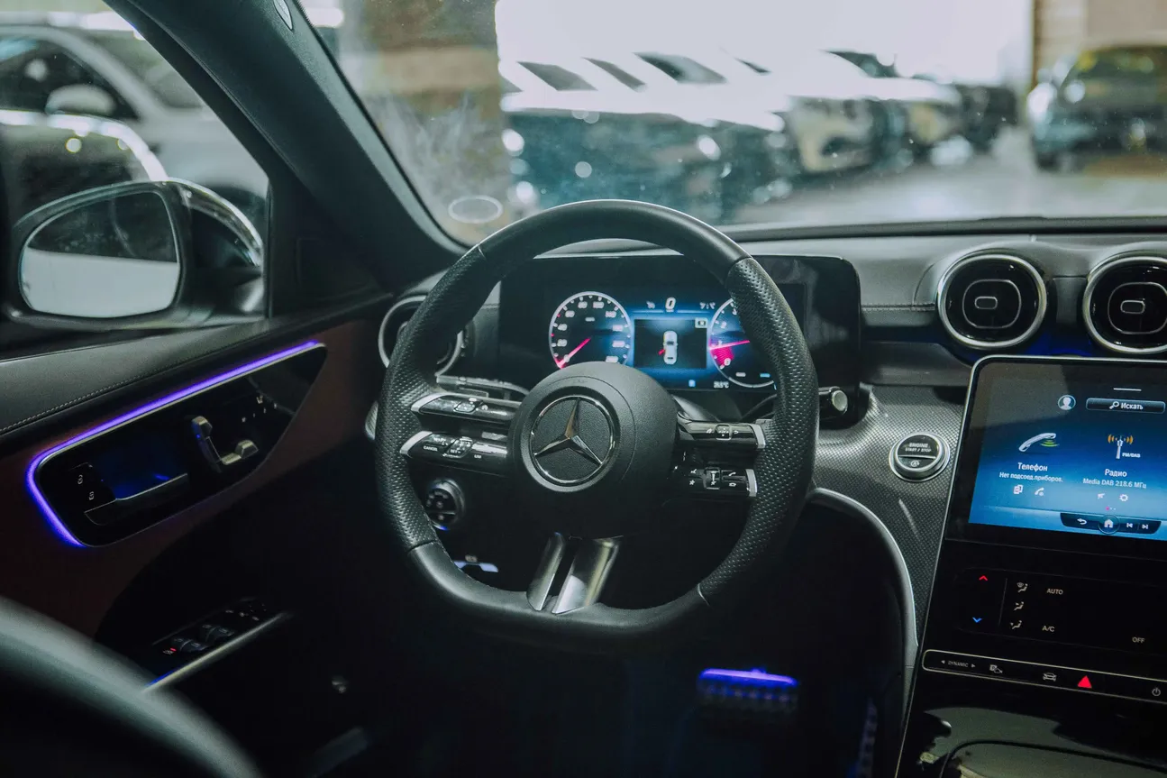 Mercedes C 220 d, 2.0 L, 2015 год, 265 000 km, Баку - Цена: 39 900 ₼ - Tunel.az