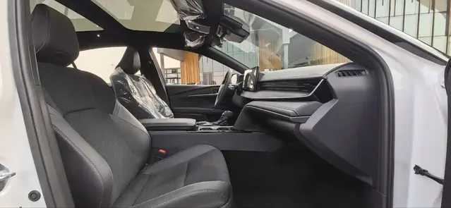 Toyota Camry, 2.0 L, 2024 год, 0 km, Баку - Цена: 39 000 $ - Tunel.az