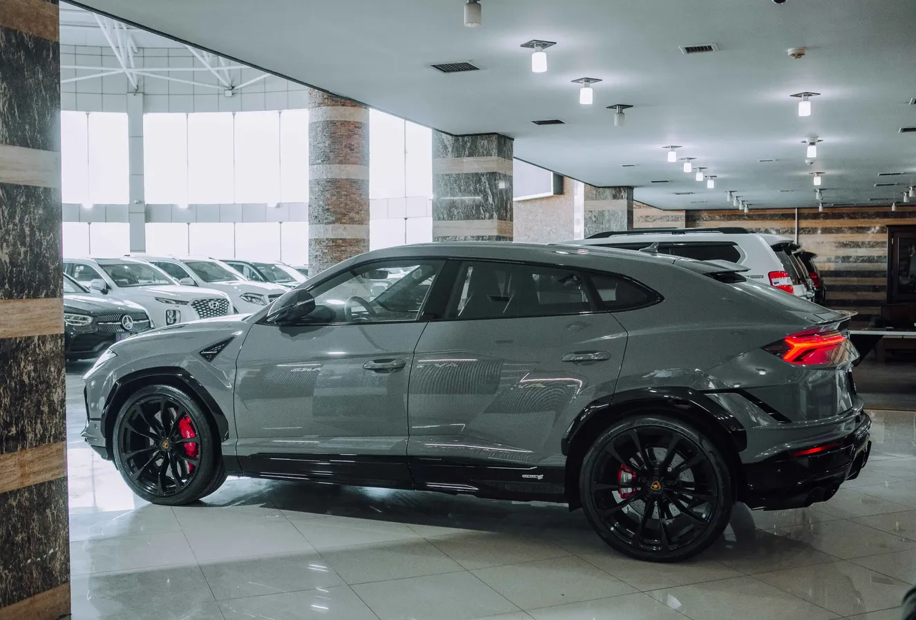 Lamborghini Urus, 4.0 L, 2024 год, 999 km, Баку - Цена: 450 900 € - Tunel.az