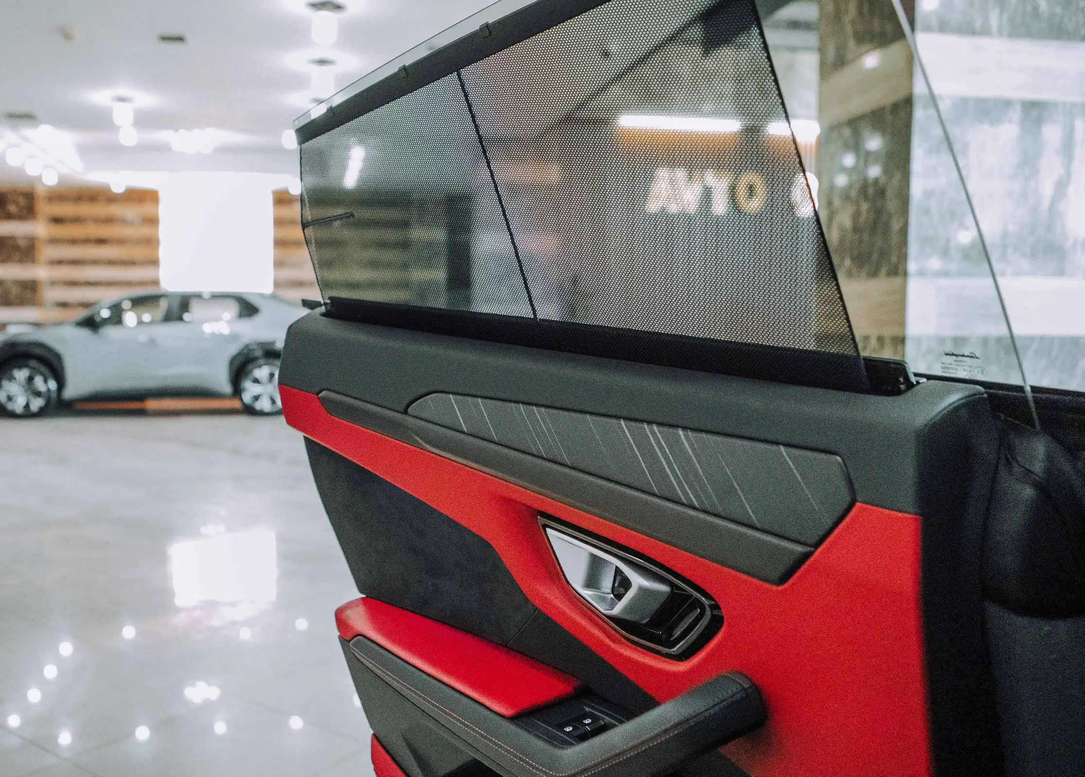 Lamborghini Urus, 4.0 L, 2024 год, 999 km, Баку - Цена: 450 900 € - Tunel.az
