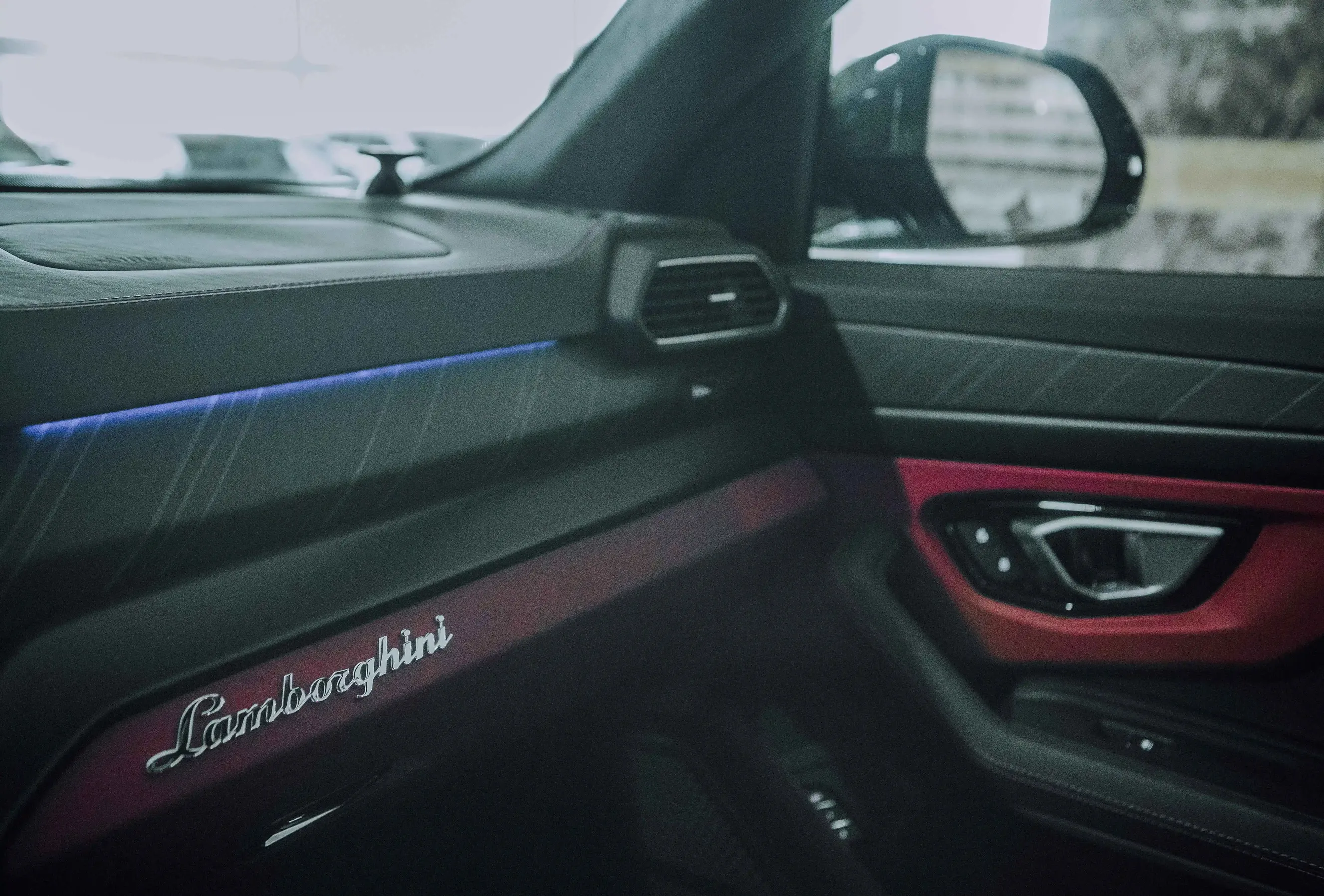 Lamborghini Urus, 4.0 L, 2024 год, 999 km, Баку - Цена: 450 900 € - Tunel.az