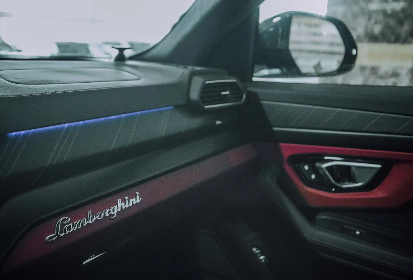 Lamborghini Urus, 4.0 L, 2024 год, 999 km, Баку - Цена: 450 900 € - Tunel.az