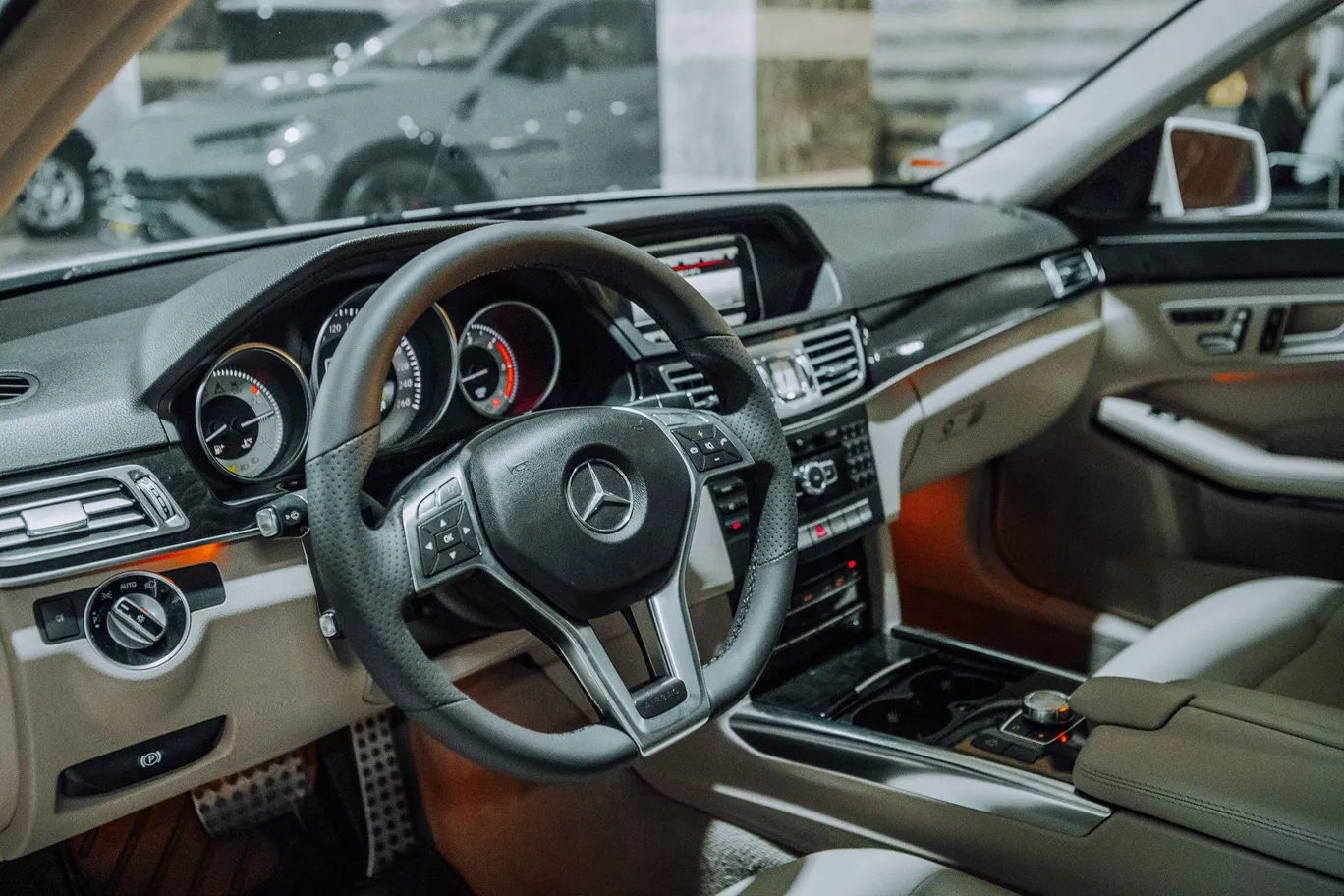 Mercedes E 220 d, 2.2 L, 2014 i̇l, 205 000 km, Bakı - Qiymət: 34 900 ₼ - Tunel.az