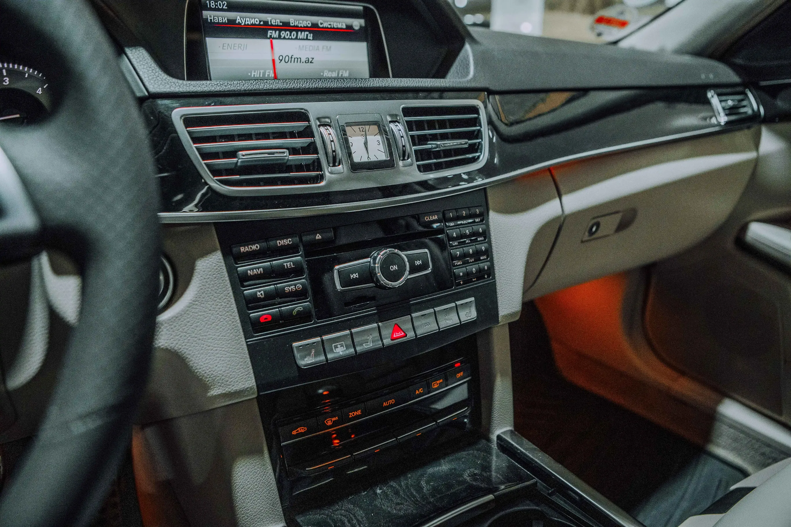 Mercedes E 220 d, 2.2 L, 2014 i̇l, 205 000 km, Bakı - Qiymət: 34 900 ₼ - Tunel.az