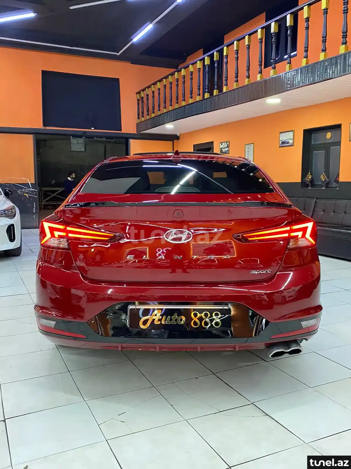 Hyundai Elantra 2019