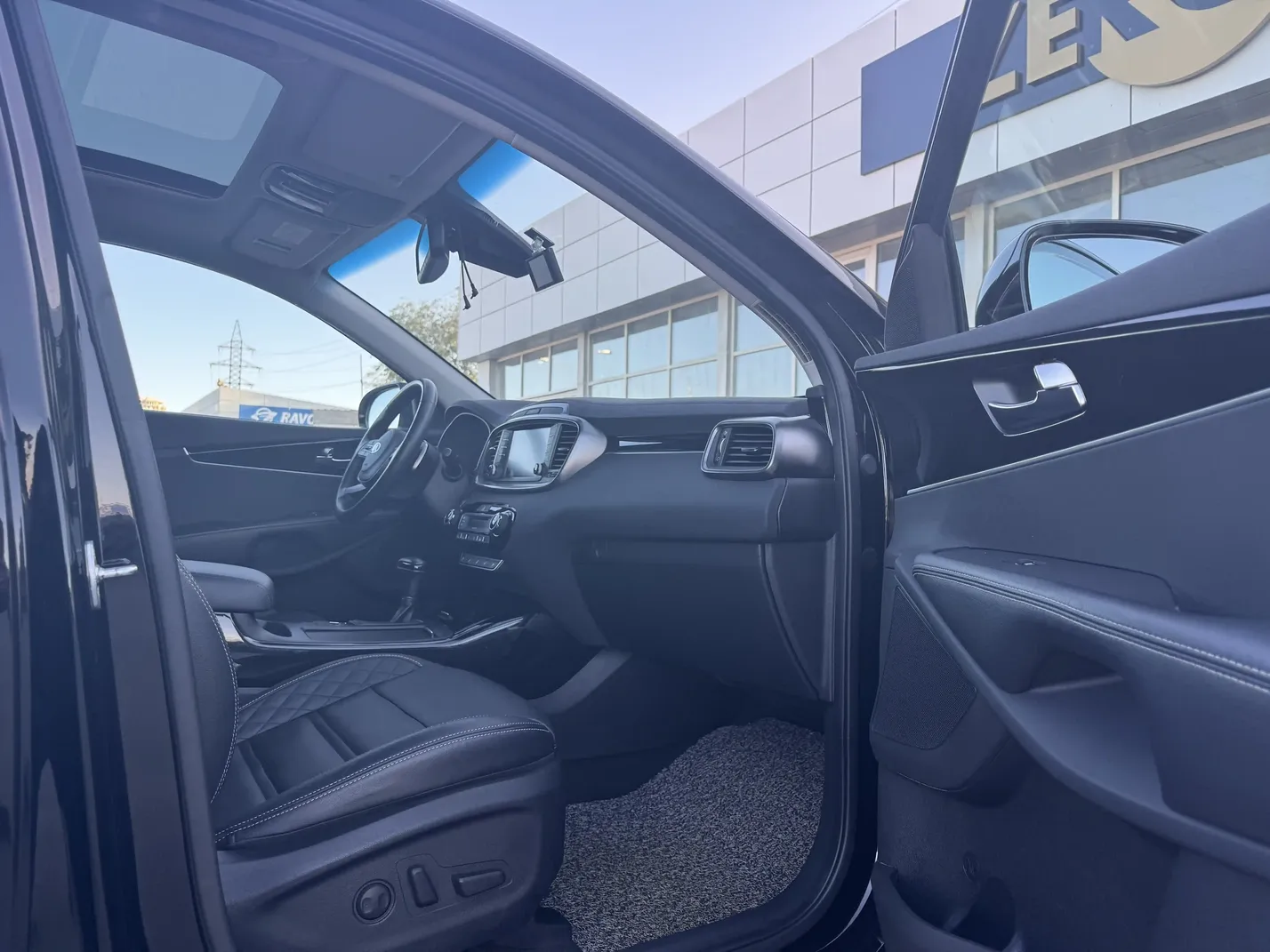 Kia Sorento, 2.0 L, 2019 año, 121 000 km, Baku - Precio: 48 500 ₼ - Tunel.az