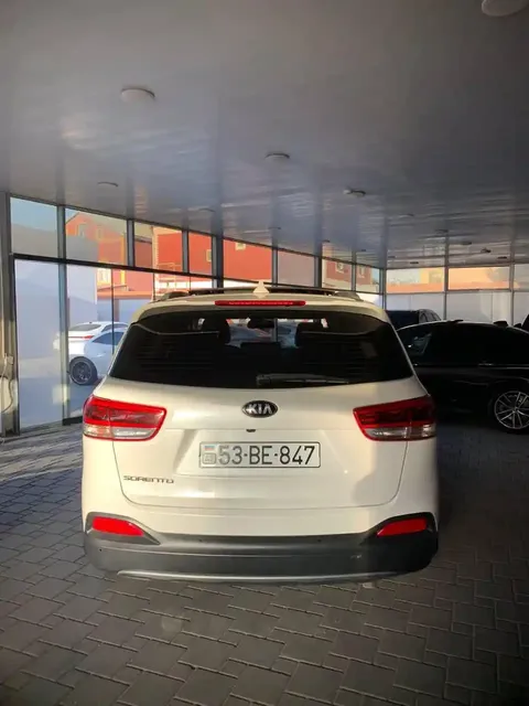 Kia Sorento, 2.0 L, 2014 год, 220 000 km, Баку - Цена: 37 000 ₼ - Tunel.az