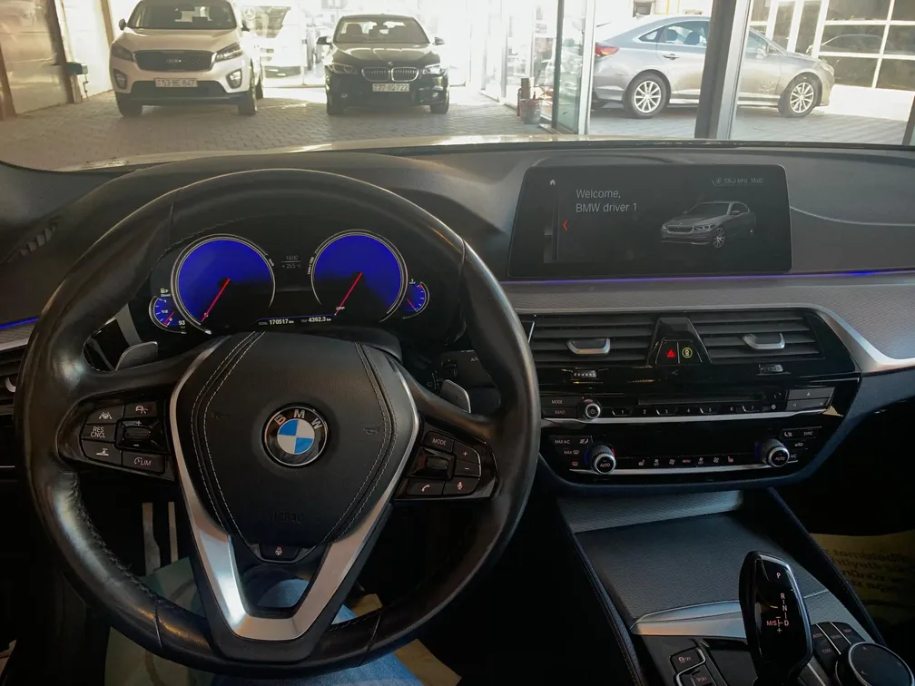 BMW 520, 2.0 L, 2018 i̇l, 170 000 km, Bakı - Qiymət: 29 500 $ - Tunel.az