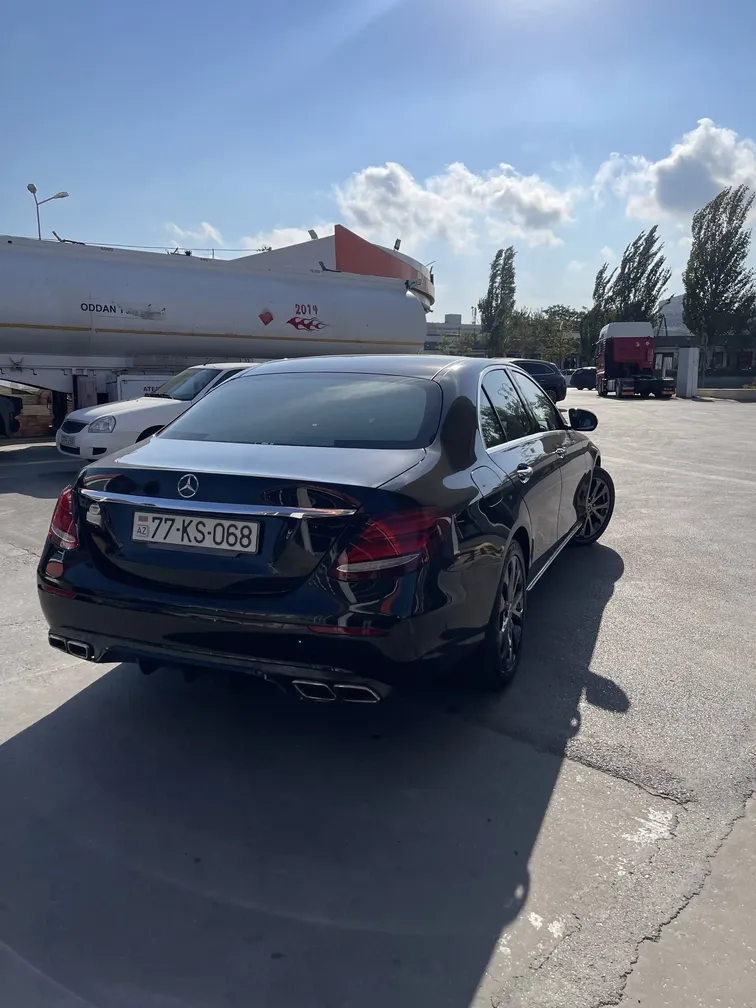 Mercedes E 300, 2.0 L, 2017 год, 178 000 km, Баку - Цена: 51 999 ₼ - Tunel.az